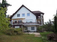 Eladó családi ház, Komlón 80 M Ft, 6 szobás