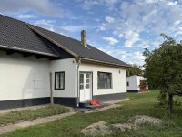 Eladó családi ház, Mezőfalván 44 M Ft, 2 szobás