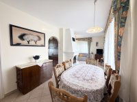 Eladó családi ház, Pécsett 115 M Ft, 3 szobás