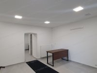 Eladó iroda, Győrött, Kiss János utcában 62 M Ft, 2 szobás