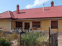 Eladó családi ház, Békésen 24.9 M Ft, 1+1 szobás