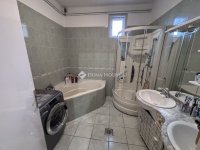 Eladó családi ház, Bakson 28 M Ft, 4 szobás