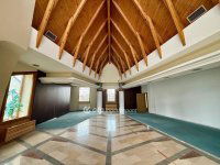 Eladó családi ház, Villányban 135 M Ft, 9 szobás