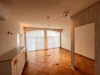 Eladó üzlethelyiség, Kaposváron, Irányi Dániel utcában