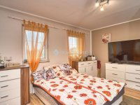 Eladó téglalakás, Üllőn 99.5 M Ft, 4 szobás