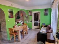 Eladó ikerház, Kecskeméten 28.7 M Ft, 3 szobás