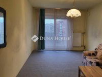 Eladó panellakás, III. kerületben, Gyűrű utcában 68.4 M Ft