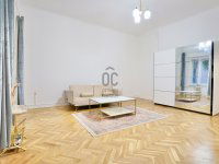 Eladó téglalakás, V. kerületben 86.9 M Ft, 2 szobás