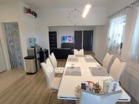 Eladó családi ház, Szentendrén 159.9 M Ft, 4+1 szobás