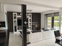 Eladó családi ház, Dunakeszin 118 M Ft, 3+1 szobás