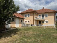 Eladó családi ház, Pécsett 115 M Ft, 3 szobás