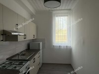 Eladó téglalakás, Szolnokon 27.5 M Ft, 1 szobás