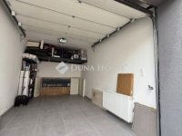 Eladó családi ház, Vecsésen 147 M Ft, 4 szobás