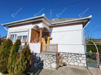 Eladó családi ház, Kácson 34.99 M Ft, 5 szobás