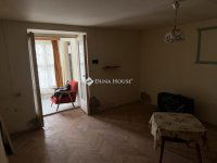 Eladó téglalakás, Szegeden 23 M Ft, 1 szobás