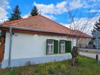 Eladó családi ház, Tápiószecsőn 34.9 M Ft, 2 szobás