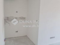 Eladó családi ház, XV. kerületben 800 M Ft, 11 szobás