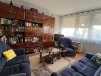 Eladó panellakás, Egerben 44.9 M Ft, 3 szobás