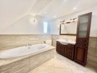 Eladó családi ház, Miskolcon 179 M Ft, 5 szobás