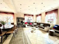 Eladó családi ház, Fóton 220 M Ft, 9 szobás