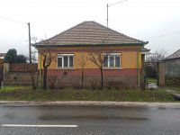 Eladó családi ház