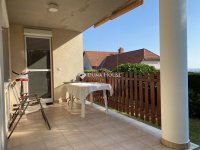 Eladó családi ház, Pécsett 125 M Ft, 5 szobás