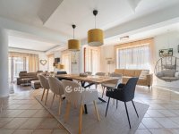 Eladó családi ház, Siófokon 375 M Ft, 6 szobás