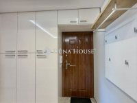 Eladó panellakás, III. kerületben 105 M Ft, 3 szobás