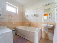 Eladó téglalakás, Monoron 79.9 M Ft, 4 szobás