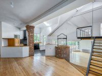 Eladó családi ház, III. kerületben 420 M Ft, 9 szobás