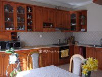 Eladó családi ház, Gyöngyösön 109 M Ft, 4 szobás