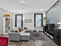 Eladó téglalakás, VI. kerületben 97 M Ft, 2 szobás