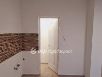 Eladó családi ház, Szigetszentmiklóson 89.5 M Ft, 2+1 szobás