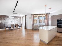 Eladó ikerház, Pécelen 132.9 M Ft, 6 szobás