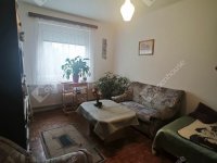 Eladó családi ház, Győrött 98.8 M Ft, 7 szobás