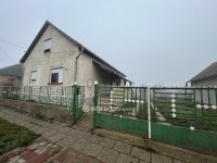 Eladó családi ház, Egyeken 10.5 M Ft, 3+1 szobás