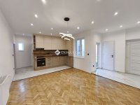 Eladó téglalakás, Pécsett 99 M Ft, 4 szobás