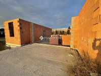 Eladó családi ház, Kecskeméten 175.2 M Ft, 5 szobás