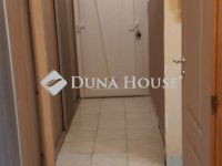 Eladó panellakás, Szentesen 32 M Ft, 3 szobás