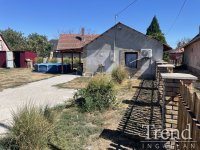 Eladó családi ház, Dunavecsén 18.9 M Ft, 1 szobás