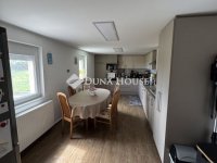 Eladó családi ház, Pécsett 82 M Ft, 3 szobás