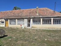 Eladó családi ház, Alapon 14.9 M Ft, 2 szobás