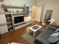 Kiadó panellakás, albérlet, Pécsett 175 E Ft / hó, 2 szobás