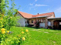 Eladó családi ház, Nován 29.5 M Ft, 2 szobás