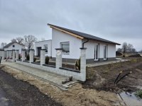 Eladó családi ház, Sződön, Csörögi úton 173.2 M Ft, 4 szobás