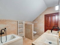 Eladó családi ház, Dabason 249 M Ft, 8 szobás