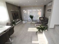 Eladó családi ház, Kecskeméten 99.9 M Ft, 5 szobás