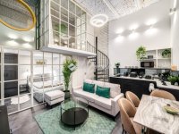 Eladó téglalakás, VI. kerületben 180 M Ft, 5 szobás