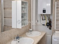 Eladó családi ház, IV. kerületben 98 M Ft, 3 szobás