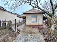 Eladó családi ház, Szigetszentmiklóson 69.9 M Ft, 3 szobás